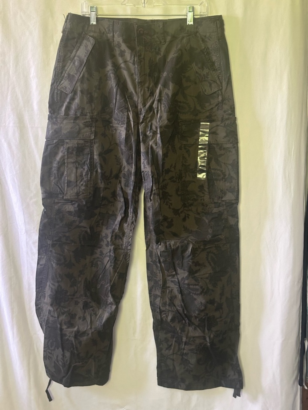 Men’s American Eagle Ultra Baggy Cargo Pants 34x34